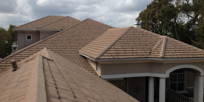 Roof Cleaning in Corning, California