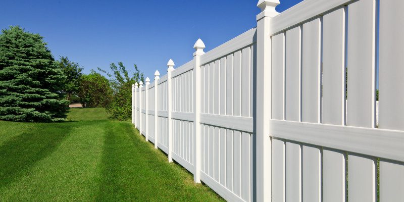 Fence Washing in Chico, California